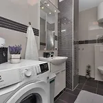 Lejlighed Luxurious Eol