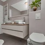 Luxurious Eol Makarska