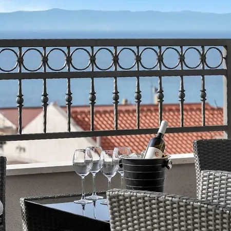 Apartment Luxurious Eol Makarska