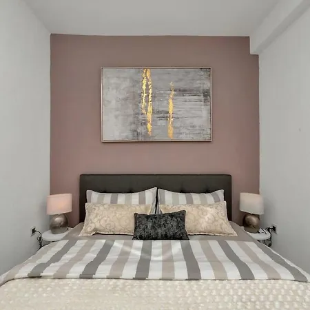 Luxurious Eol Makarska