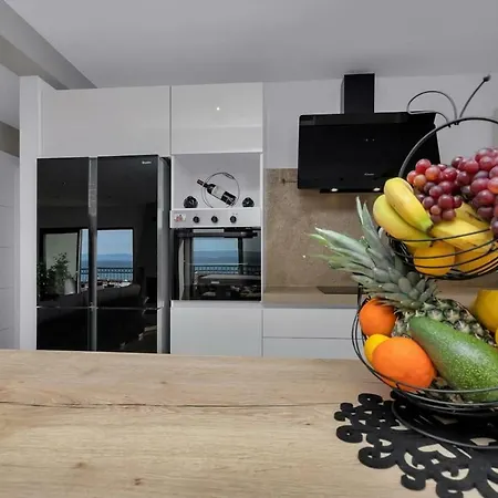 Luxurious Eol Appartement Makarska